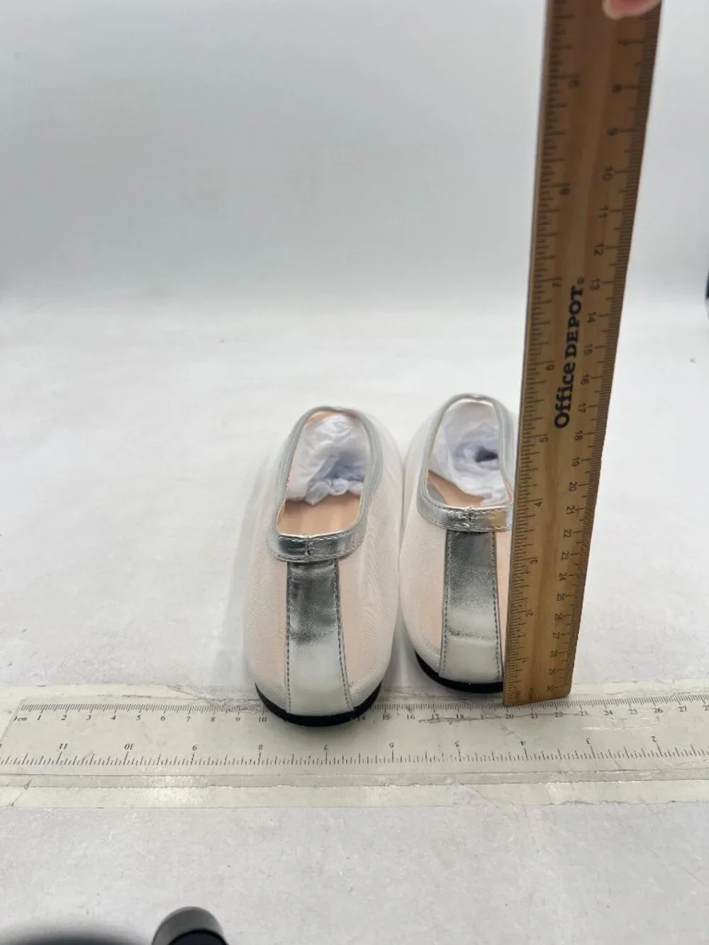 N/A fys white